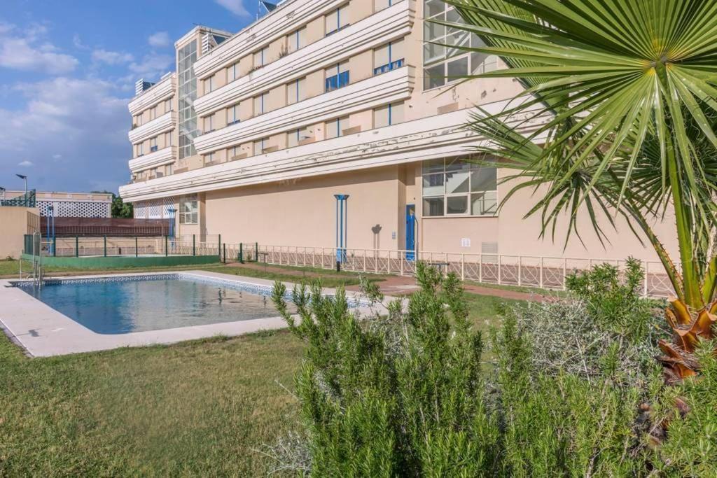 Fibes Con Piscina Y Parking Gratis Apartamento Sevilla Este المظهر الخارجي الصورة