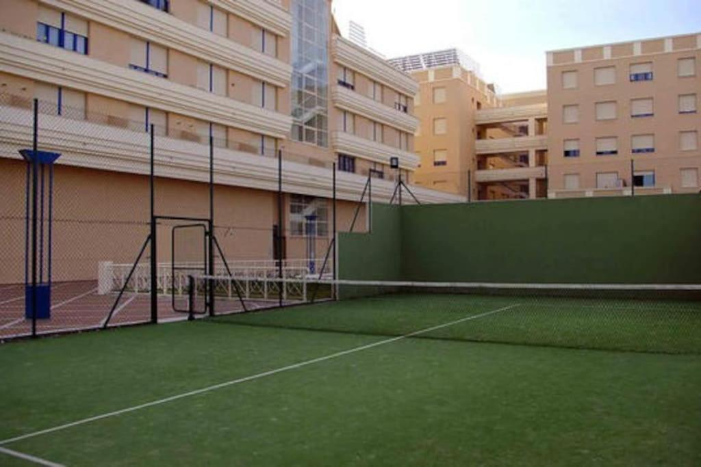 Fibes Con Piscina Y Parking Gratis Apartamento Sevilla Este المظهر الخارجي الصورة