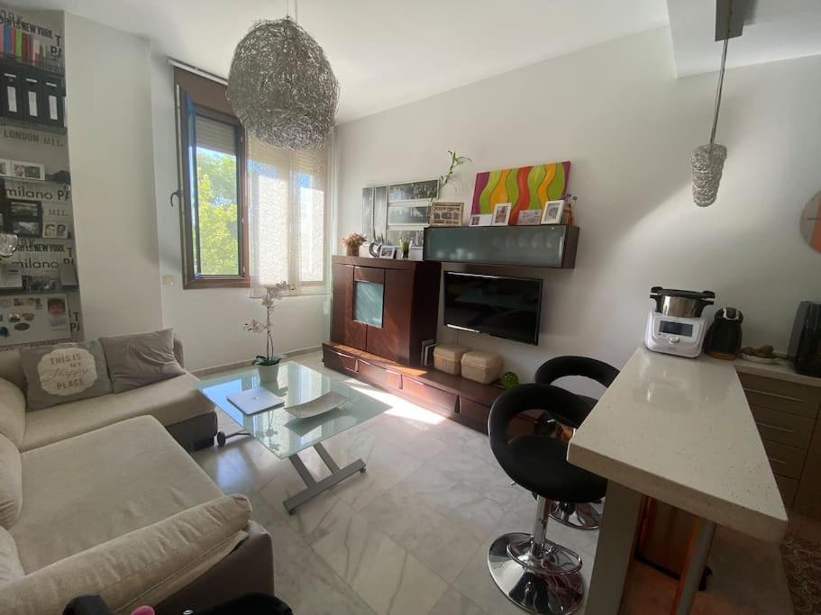 Fibes Con Piscina Y Parking Gratis Apartamento Sevilla Este المظهر الخارجي الصورة